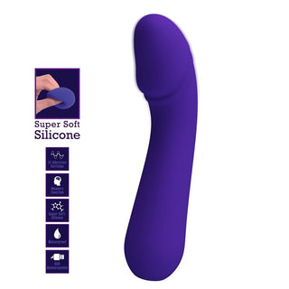 Mjuk Lila Vibrator Cetus är en lila, böjd silikonyta-enhet med ultramjuk silikon, kontrollikoner, 10 vibrationsinställningar, minnesfunktion, tyst drift, vattentät design och laddningsbar kapacitet. En hand nyper den flexibla ytan för att visa upp anpassningsförmågan.