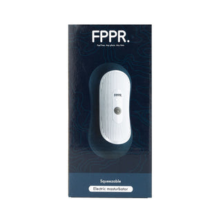 FPPR Squeezable Masturbator, tillverkad av mjukt, genomskinligt material i neutral färg, med en strukturerad ergonomisk design.