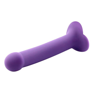 16 cm Liquid Silikon Dildo är en lila, dubbelsidig design med rundade ändar gjorda av premium flytande silikon, isolerad på en vit bakgrund för tydlig visning.