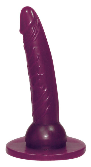 Den lila silikondildon har en realistisk form och utsvängd bas, perfekt för användning med den justerbara remmen från Bad Kitty - Strap-On Set.