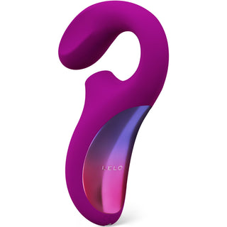 LELO Enigma är en böjd G-punktsvibrator i lila och rosa silikon med en slät finish, ergonomisk design och mjuka ljudvågor för ökad komfort.